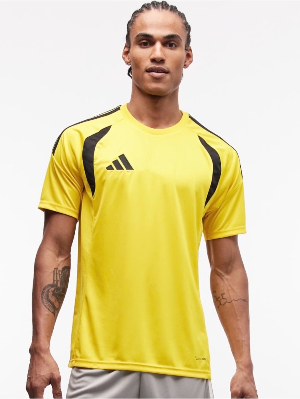Adidas Tiro 26 Men’s Yellow Performance Training Shirt NWT Size Medium